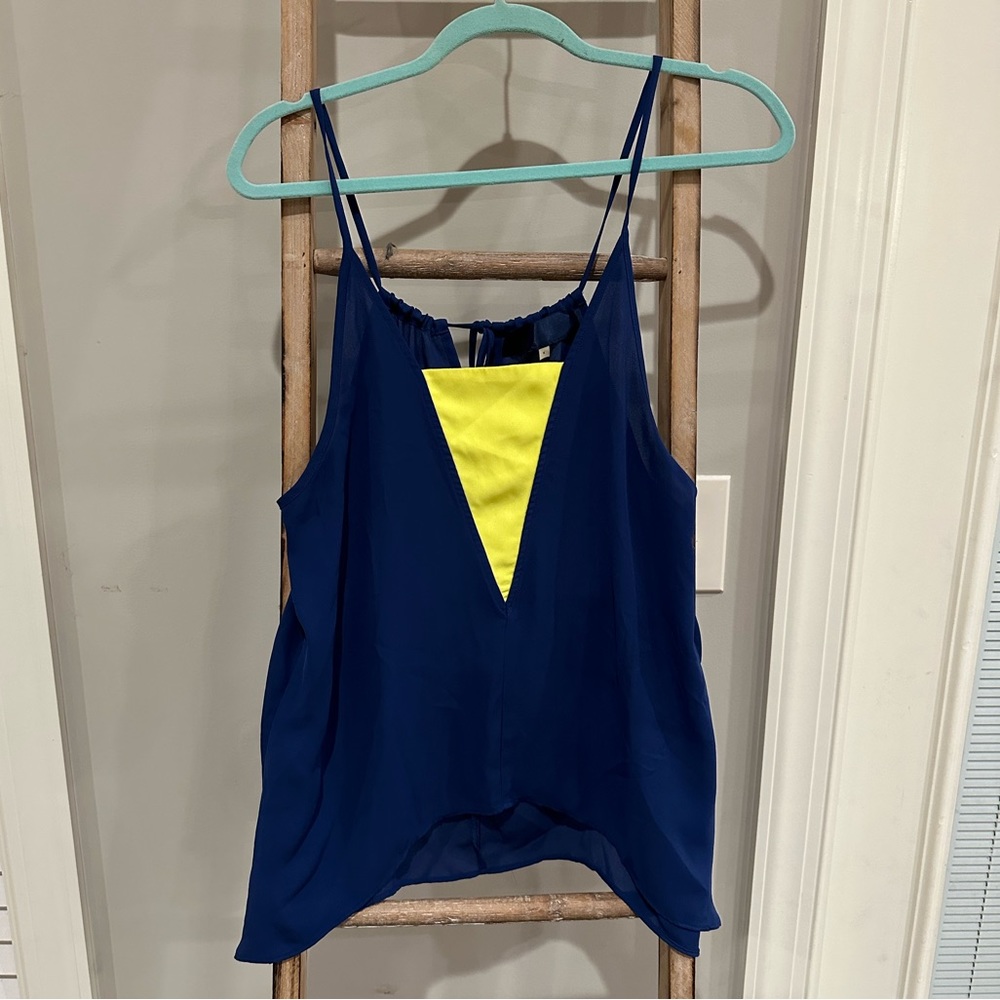 Woman’s top